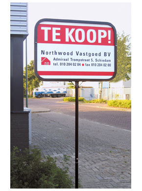 [MAM20] Makelaarsbord Zwart (500 x 700 -Staand)